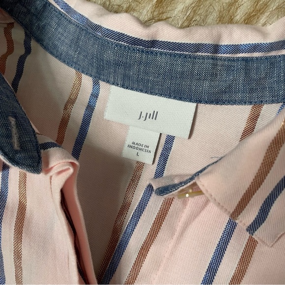J. Jill metallic stripe Easy Everyday button down - Picture 4 of 8